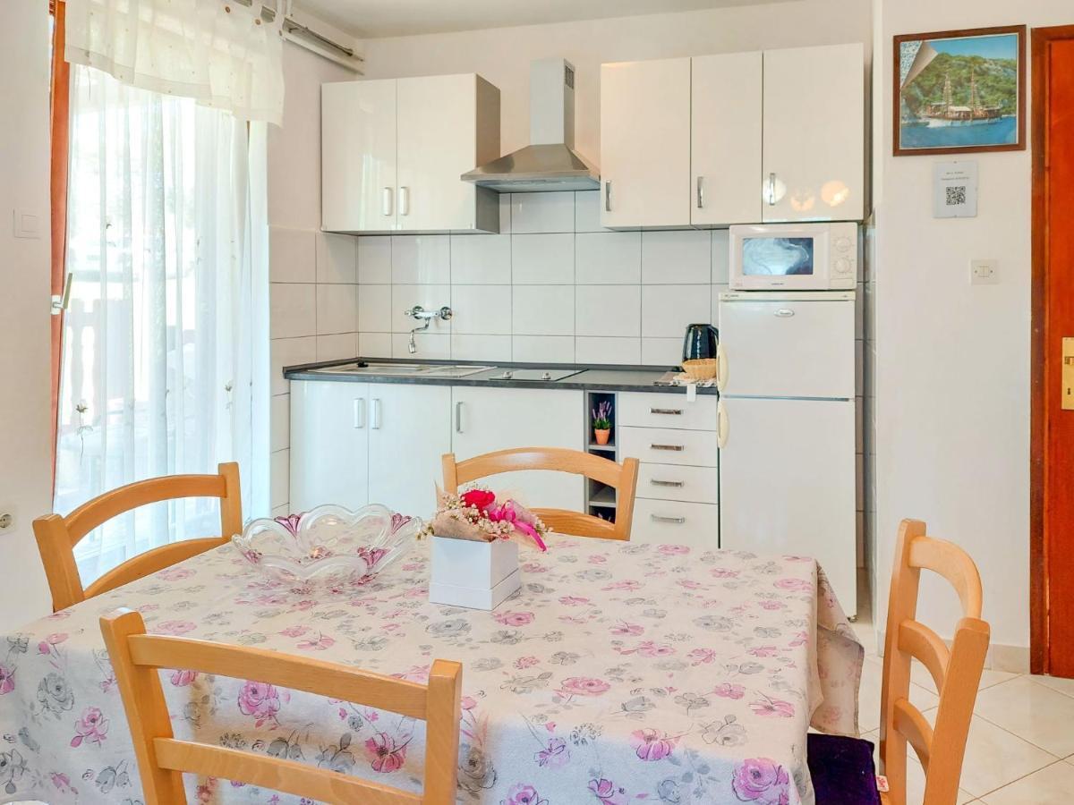 Apartment Kuki - Prc159 By Interhome Poreč Exterior foto